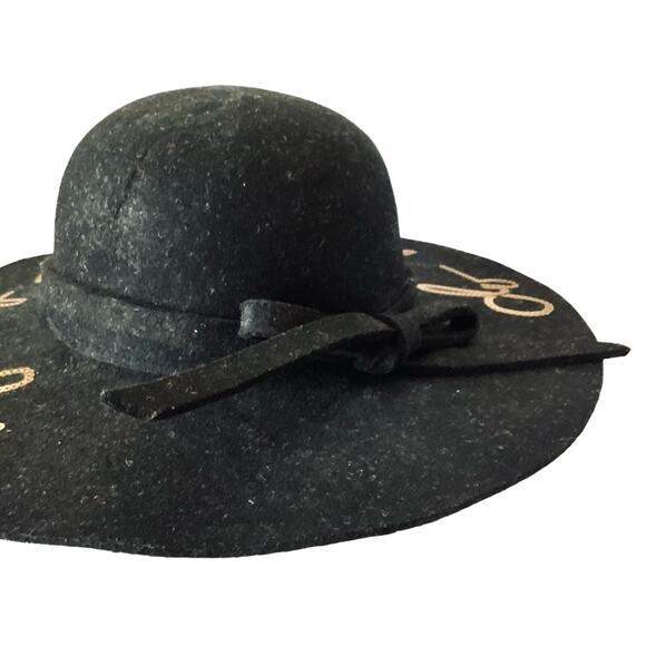 Do Not Disturb Large Floppy Felt Hat in Black - Picture 3 of 5